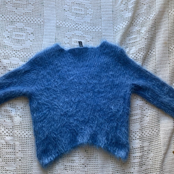XS Fuzzy Blue H&M Sweater - Picture 2 of 5